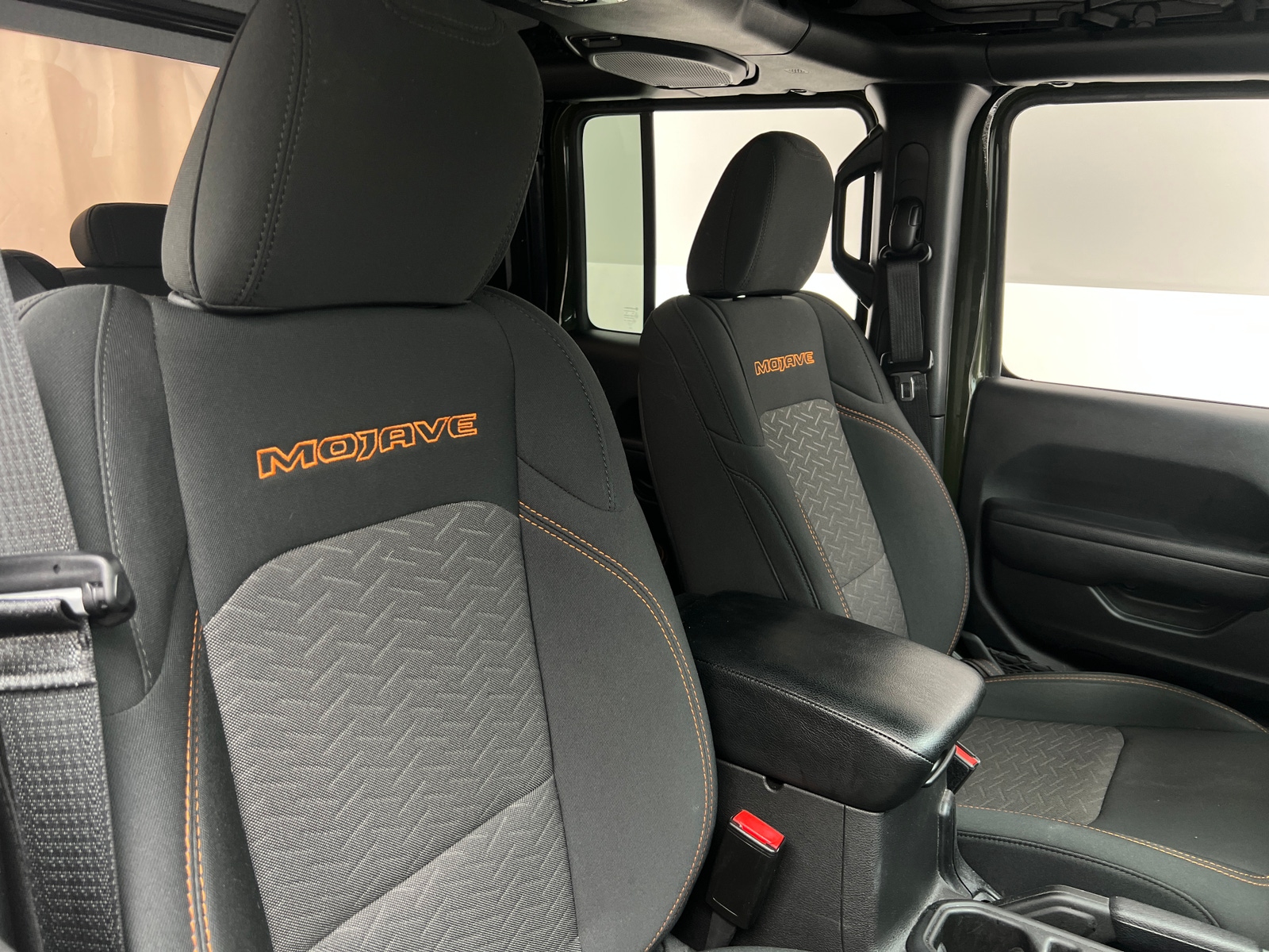 Thumbnail: 2022 Jeep Gladiator - 2