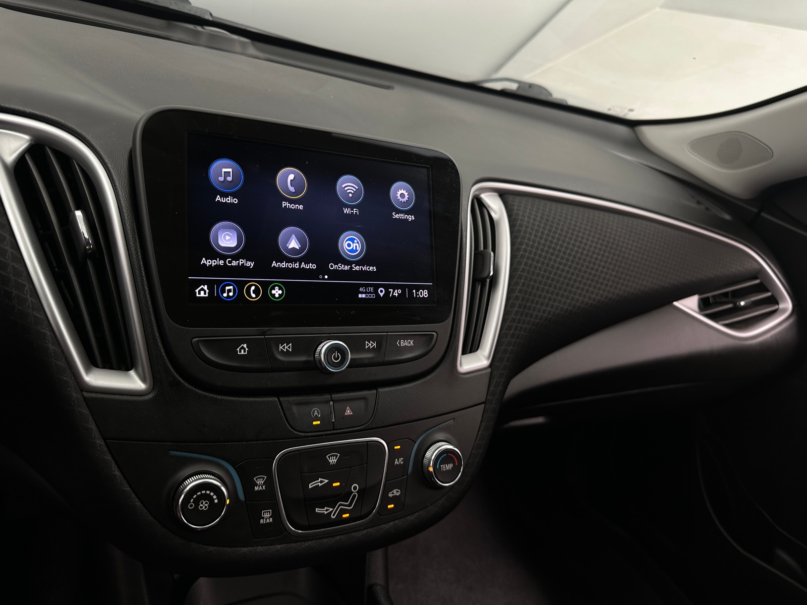 Thumbnail: 2024 Chevrolet Malibu - 4