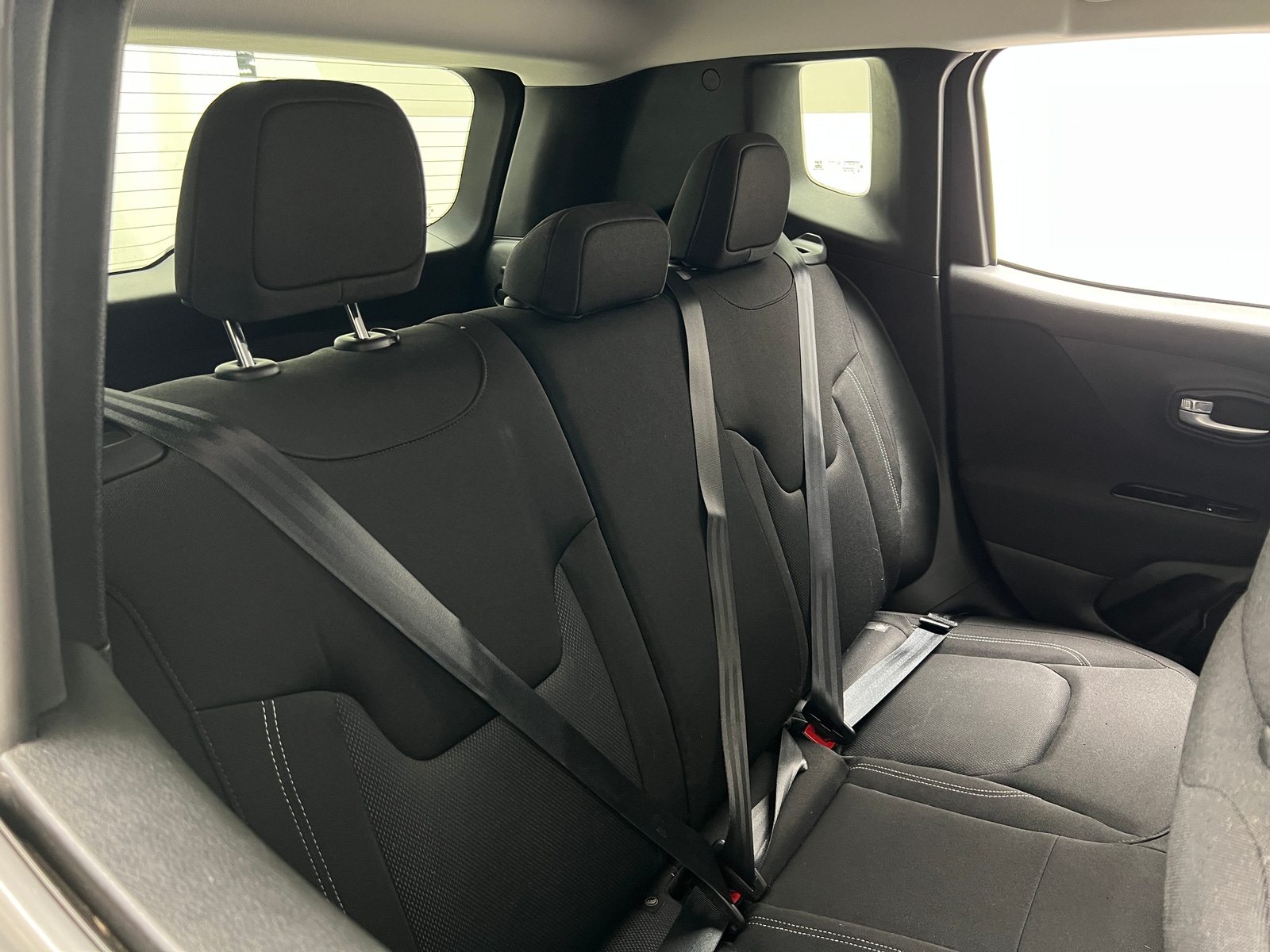 Thumbnail: 2021 Jeep Renegade - 6