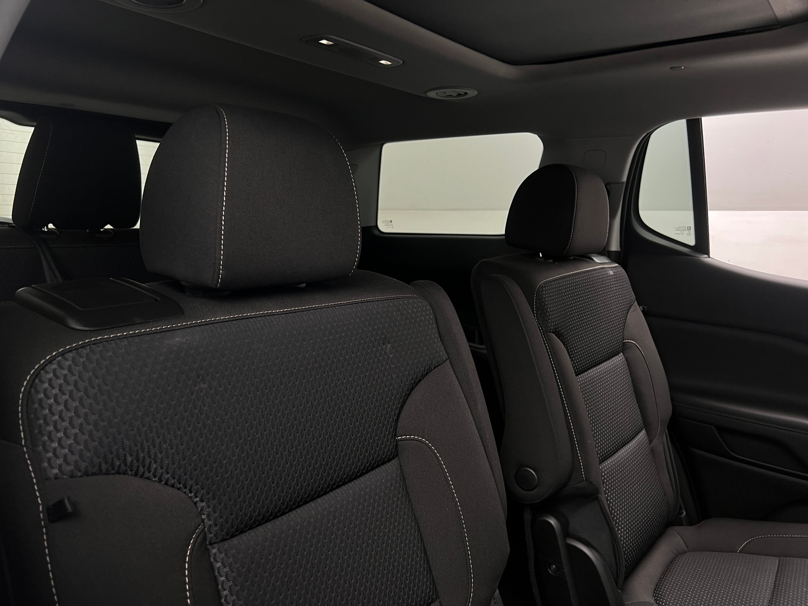 Thumbnail: 2023 GMC Acadia - 6