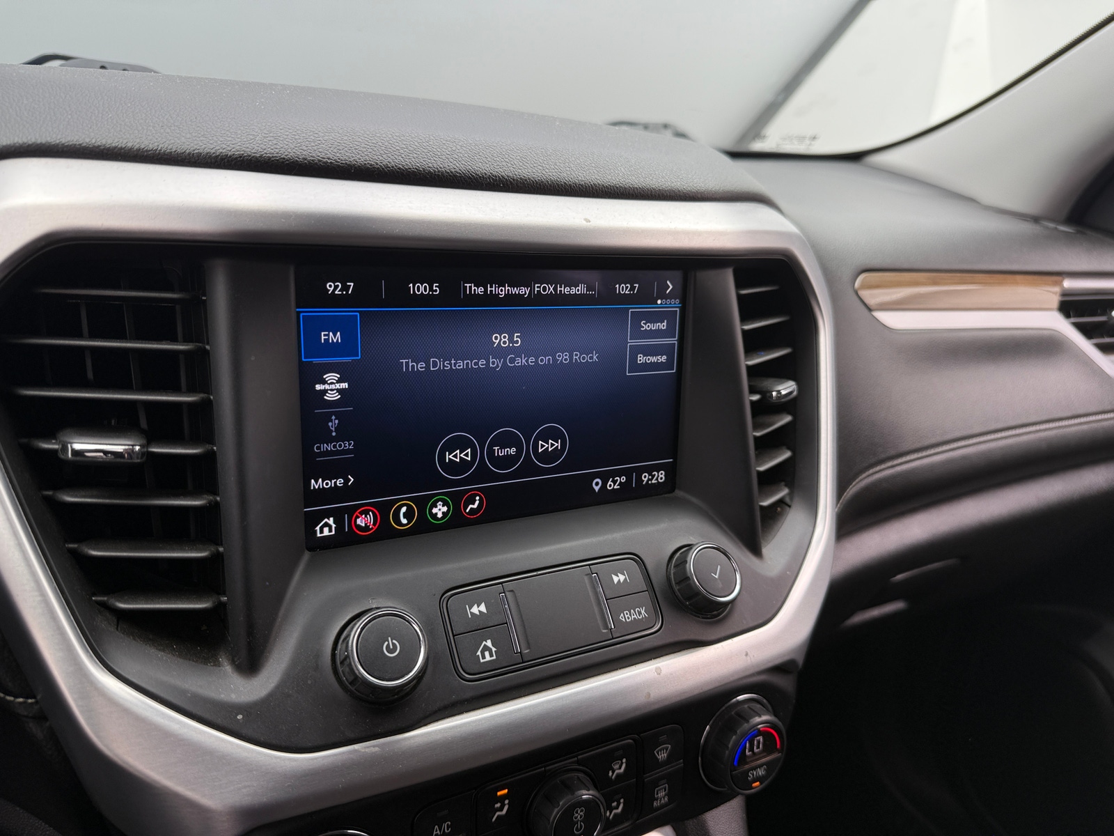 Thumbnail: 2020 GMC Acadia - 4