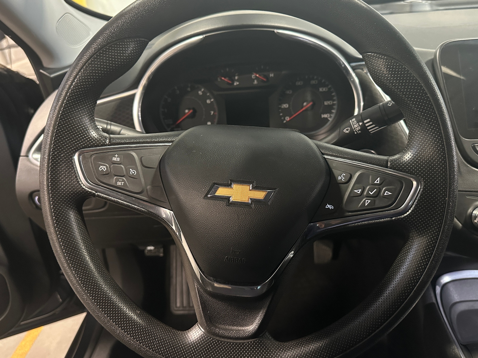 Thumbnail: 2020 Chevrolet Malibu - 5