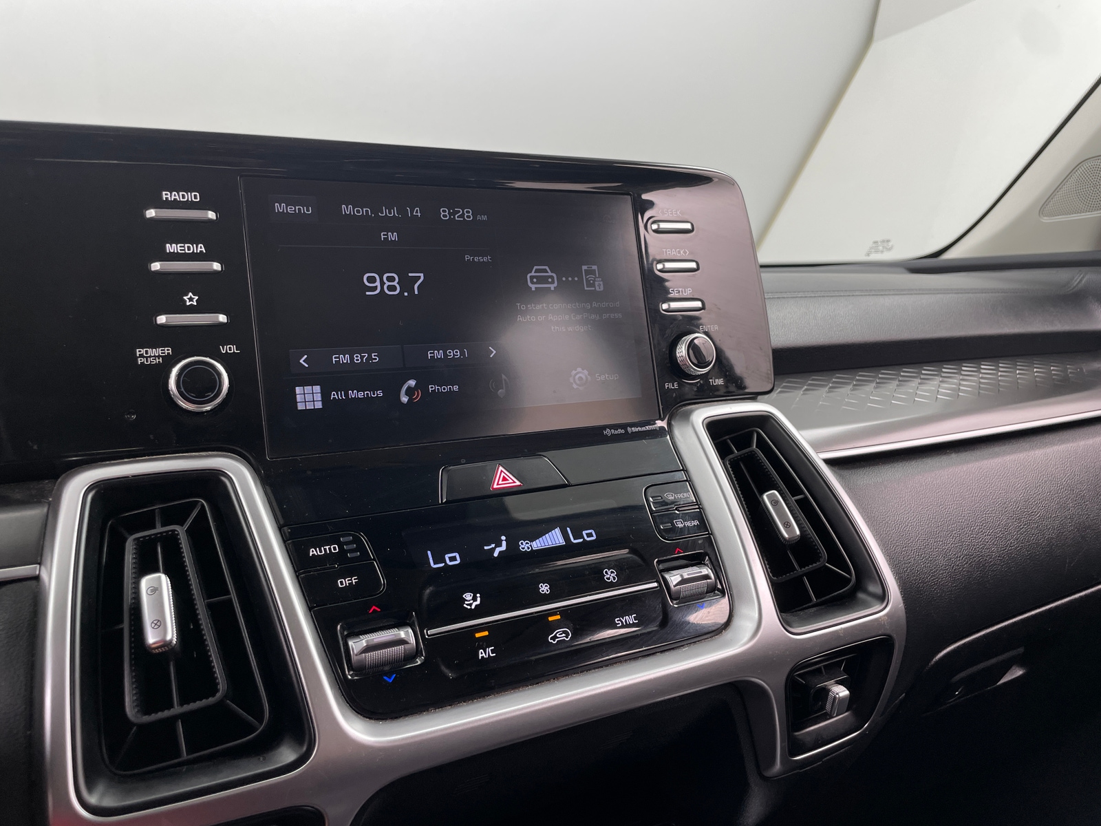 Thumbnail: 2021 Kia Sorento - 3