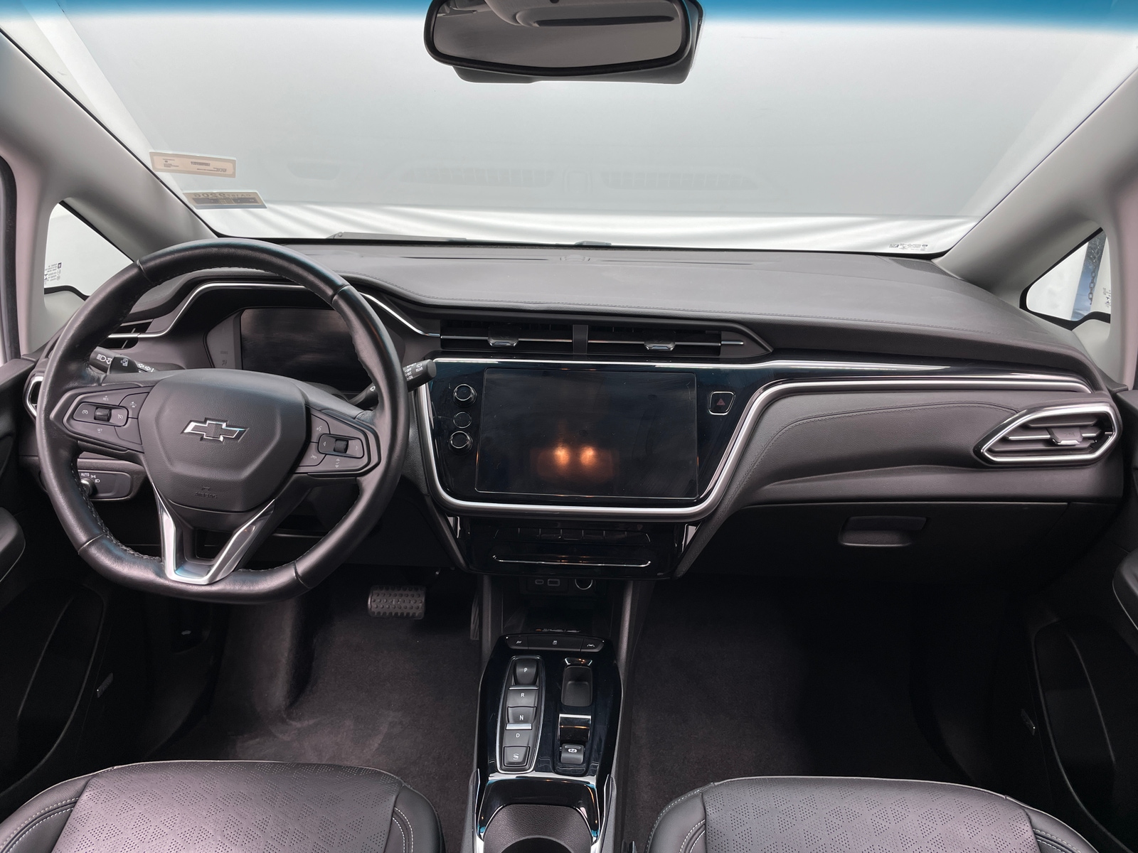 Thumbnail: 2022 Chevrolet Bolt EV - 2