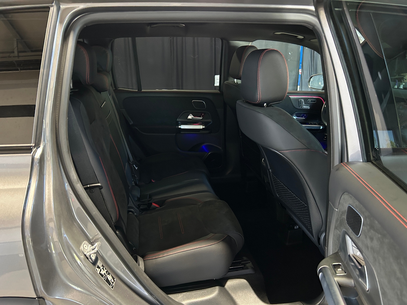 Thumbnail: 2023 Mercedes-Benz GLB - 5