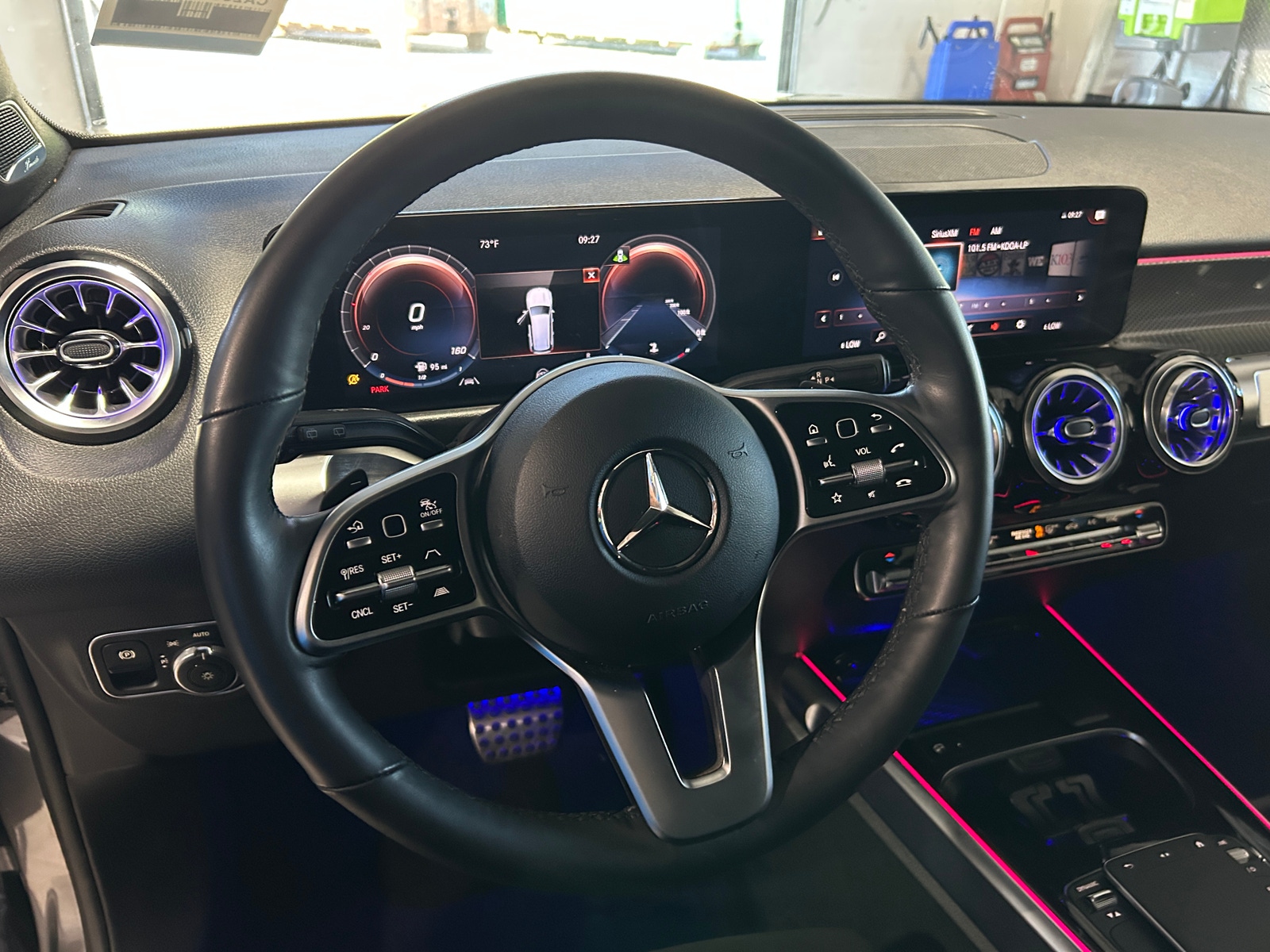 Thumbnail: 2023 Mercedes-Benz GLB - 4