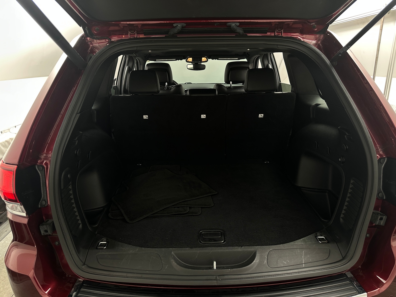 Thumbnail: 2022 Jeep Grand Cherokee - 6