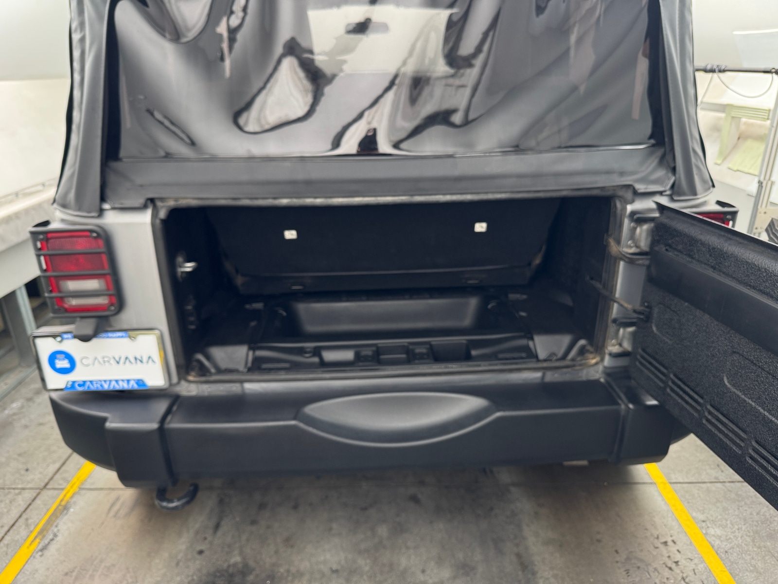 Thumbnail: 2013 Jeep Wrangler - 7