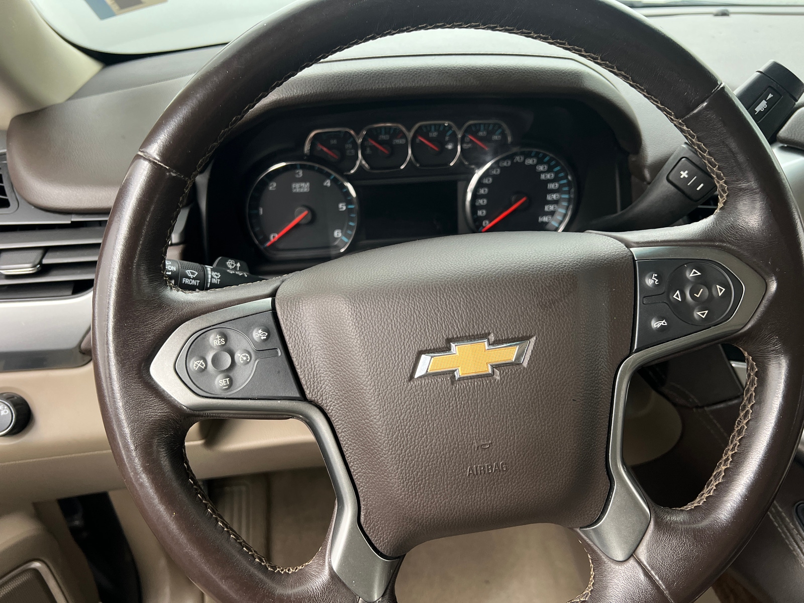 Thumbnail: 2019 Chevrolet Tahoe - 4
