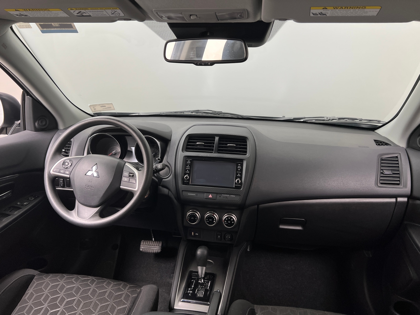 Thumbnail: 2022 Mitsubishi Outlander Sport - 3