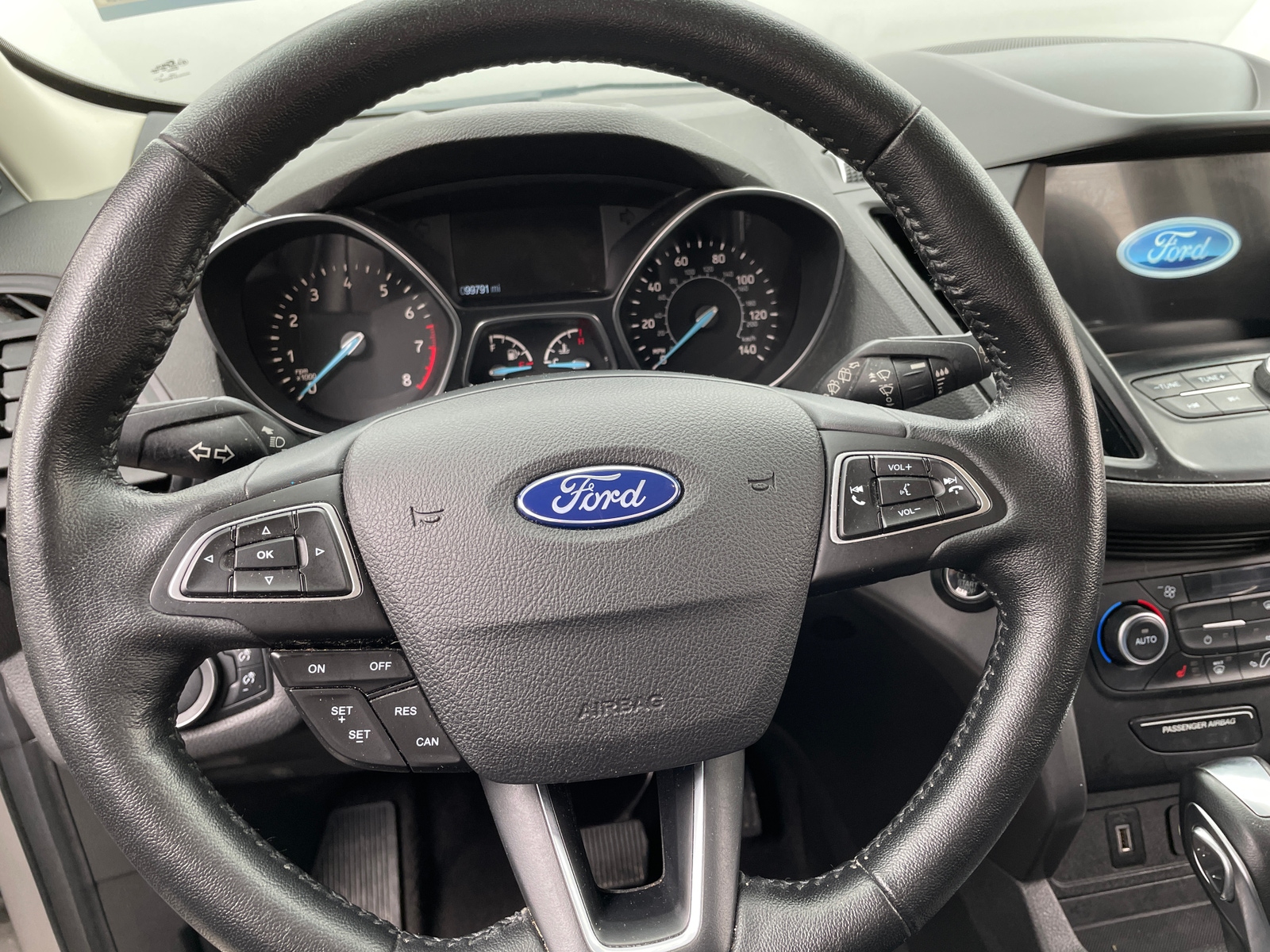 Thumbnail: 2019 Ford Escape - 4