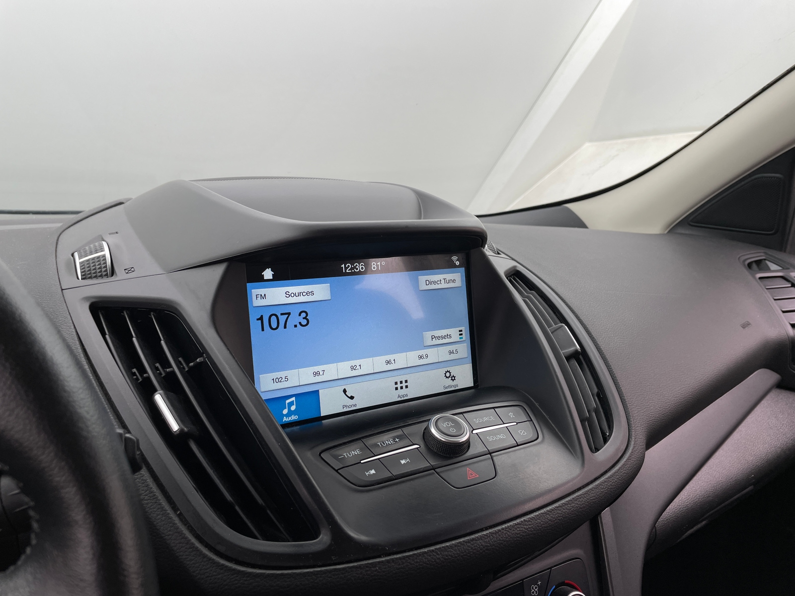 Thumbnail: 2019 Ford Escape - 3