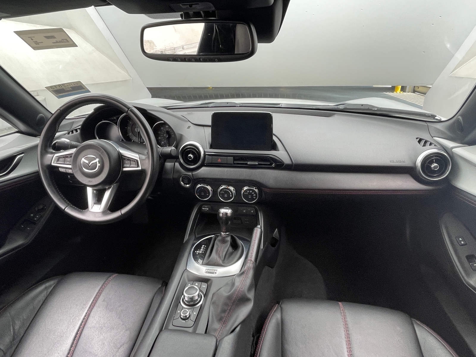 Thumbnail: 2018 Mazda MX-5 Miata - 2