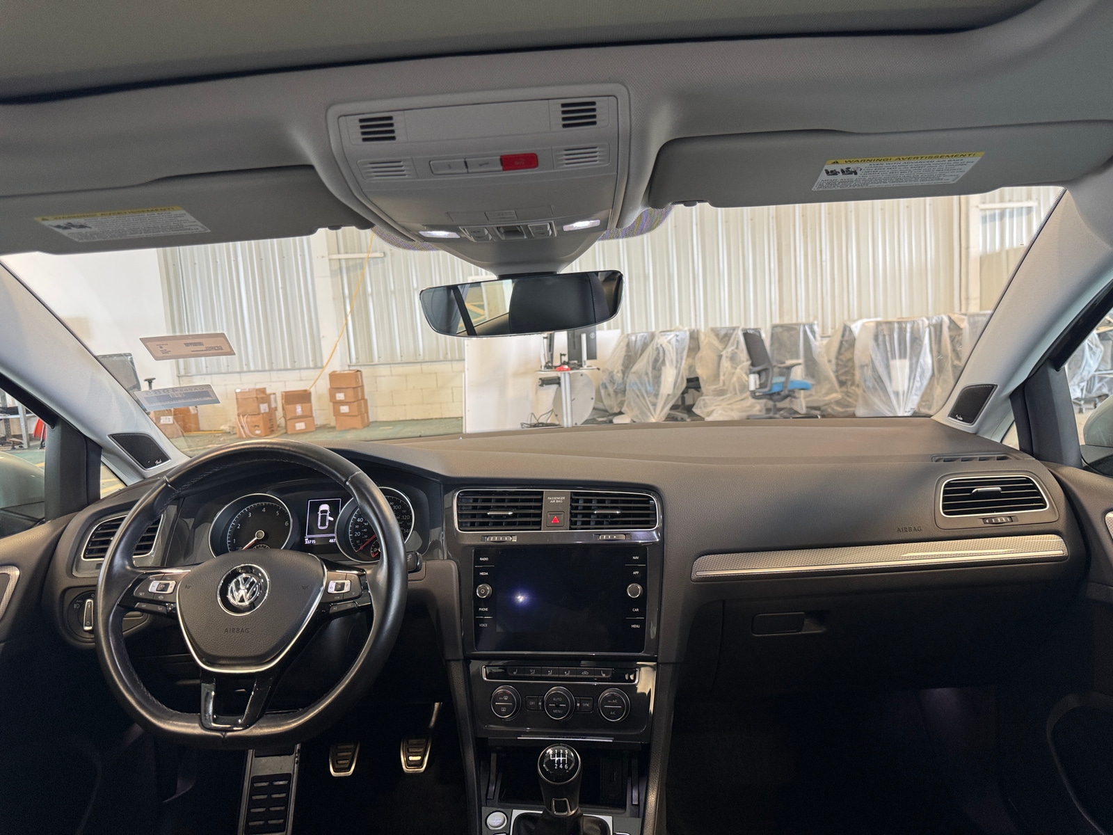 Thumbnail: 2019 Volkswagen Golf - 3
