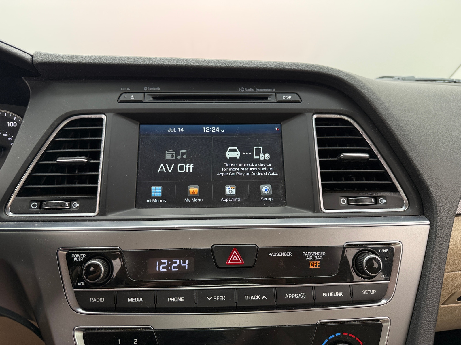 Thumbnail: 2017 Hyundai Sonata - 4