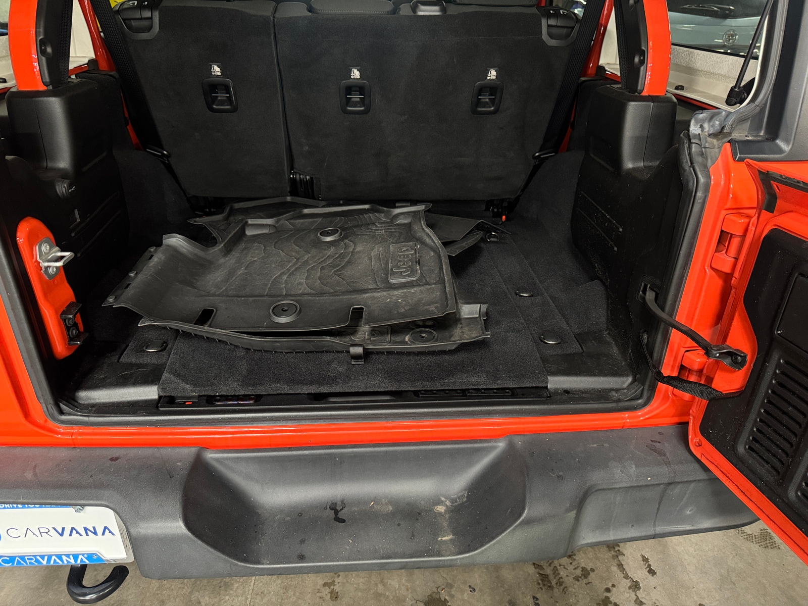 Thumbnail: 2019 Jeep Wrangler - 7