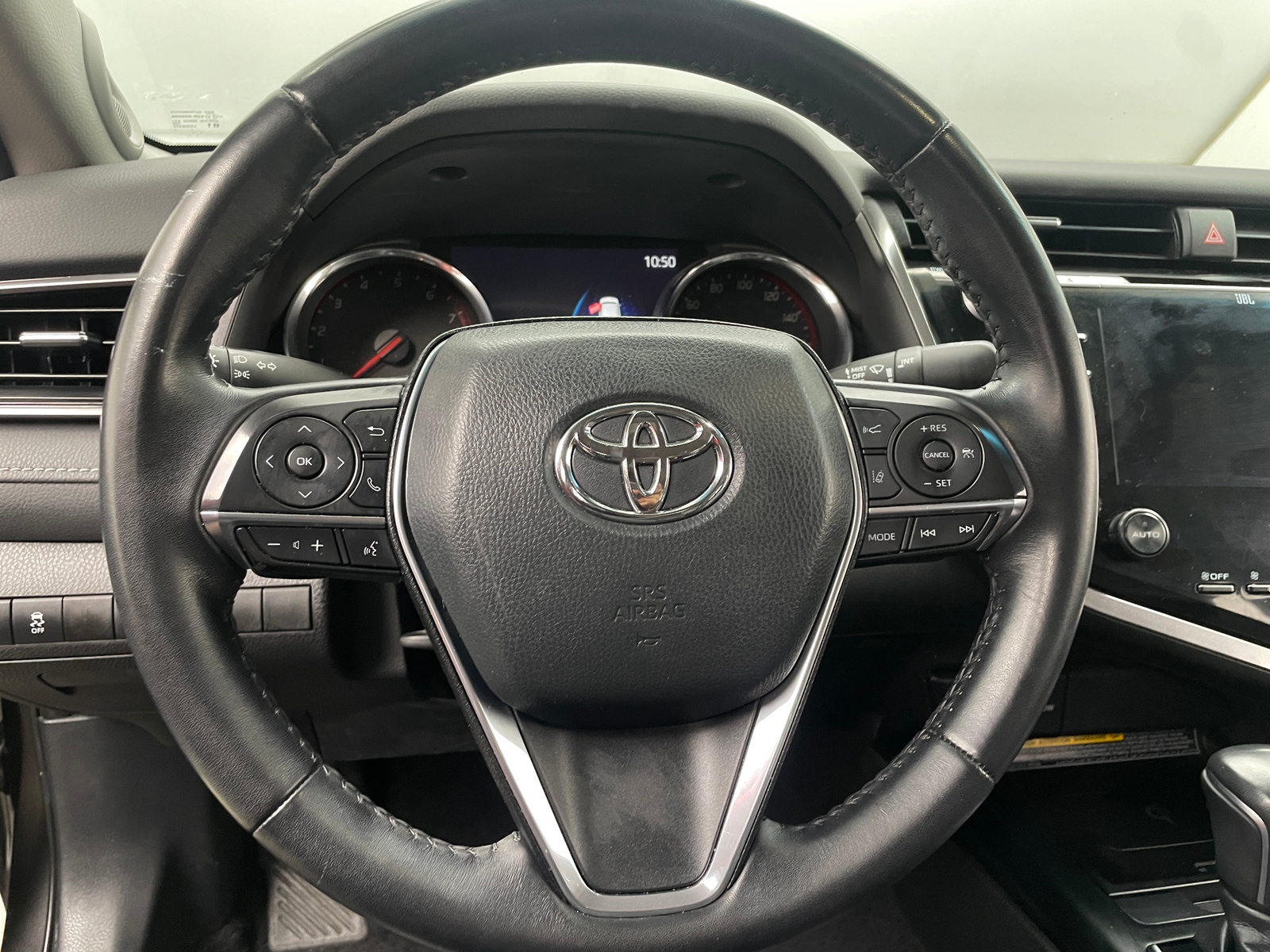 Thumbnail: 2019 Toyota Camry - 4