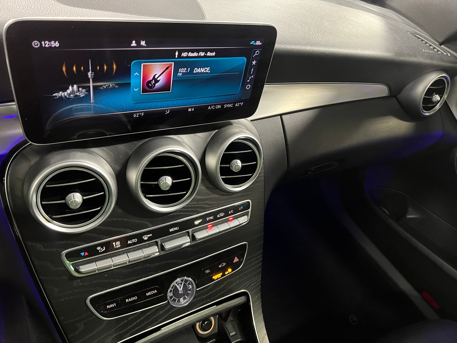 Thumbnail: 2021 Mercedes-Benz C-Class - 3