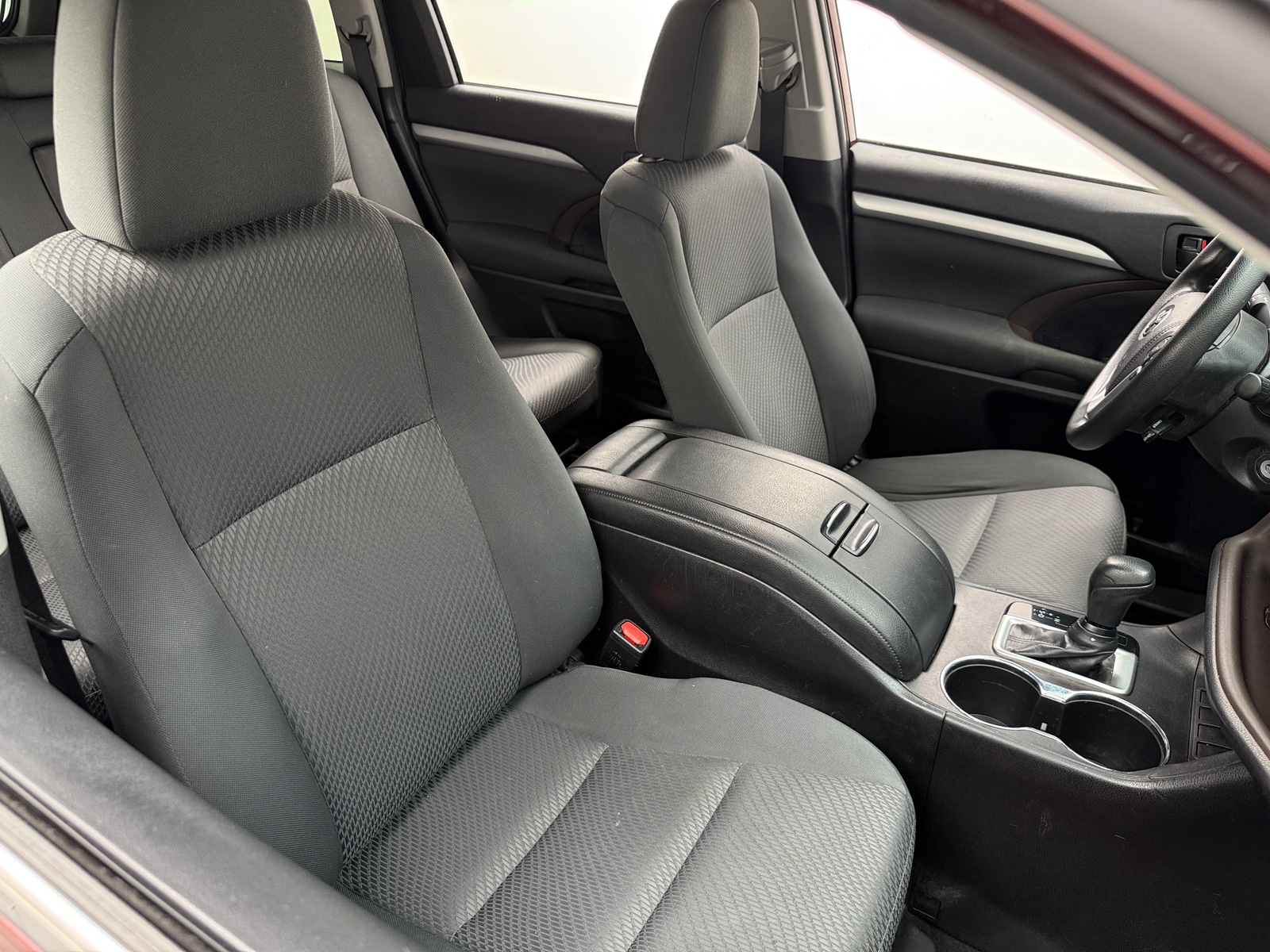 Thumbnail: 2019 Toyota Highlander - 2