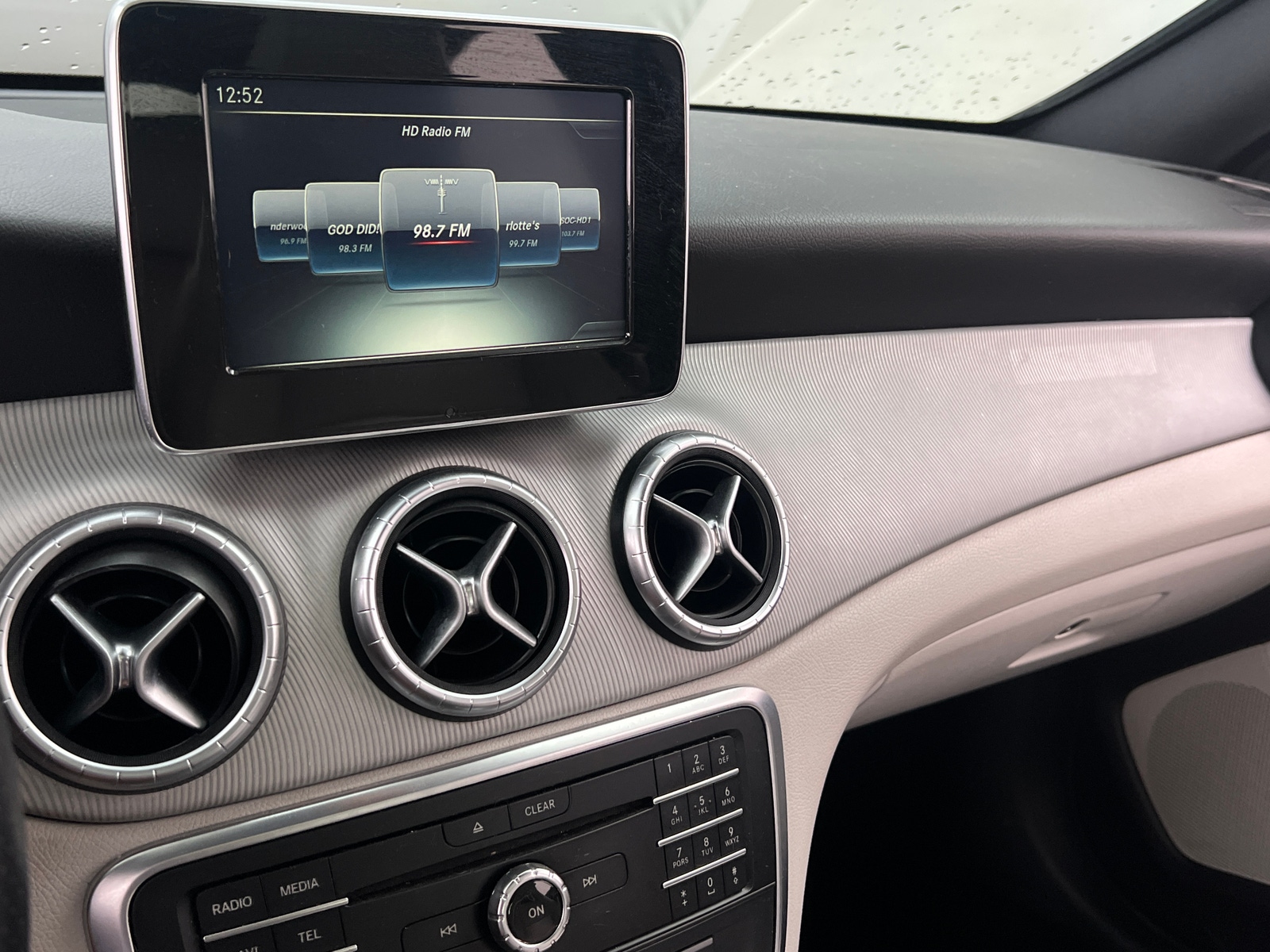 Thumbnail: 2016 Mercedes-Benz CLA - 3