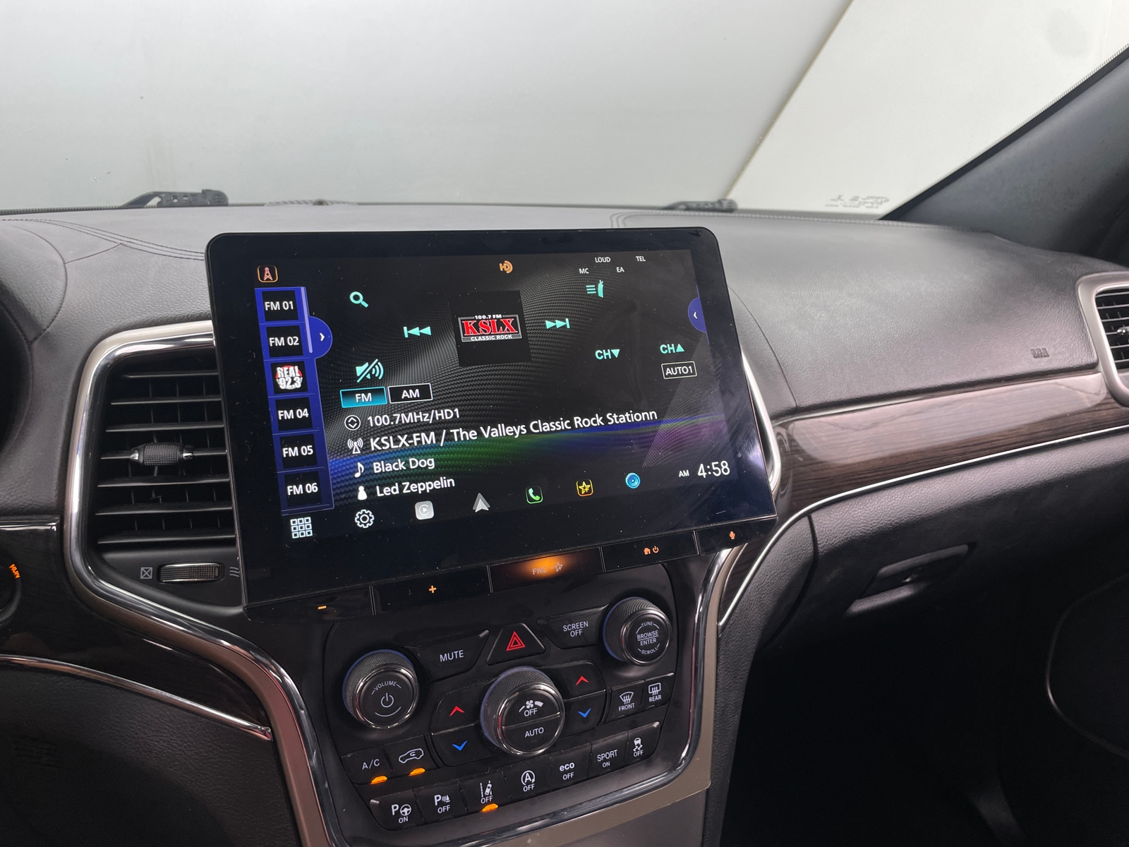 Thumbnail: 2018 Jeep Grand Cherokee - 4