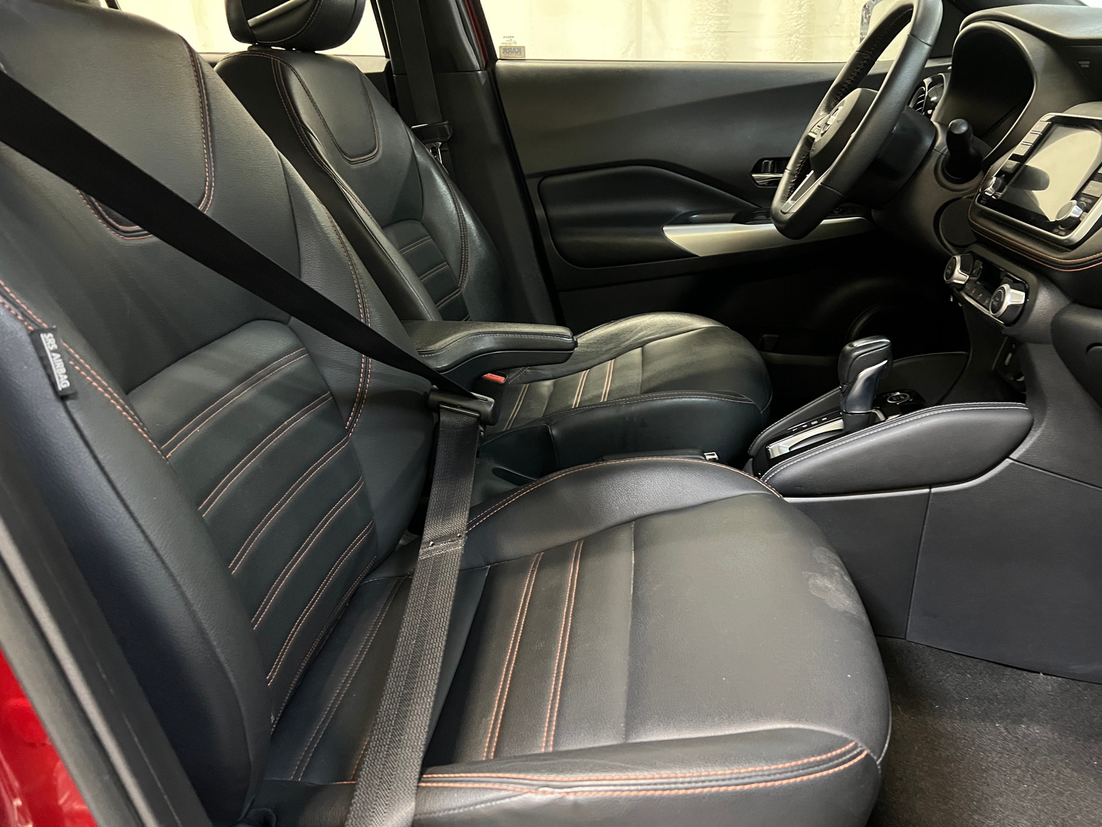 Thumbnail: 2020 Nissan Kicks - 2