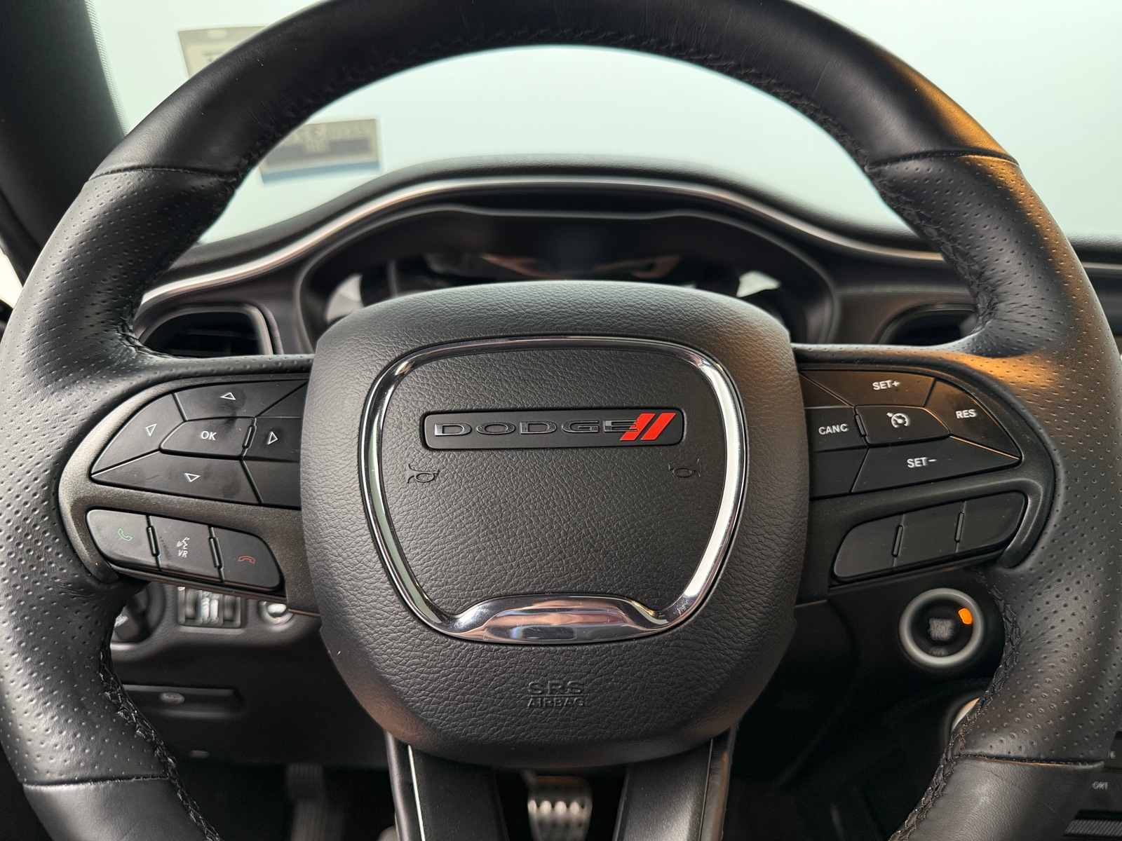 Thumbnail: 2017 Dodge Challenger - 4
