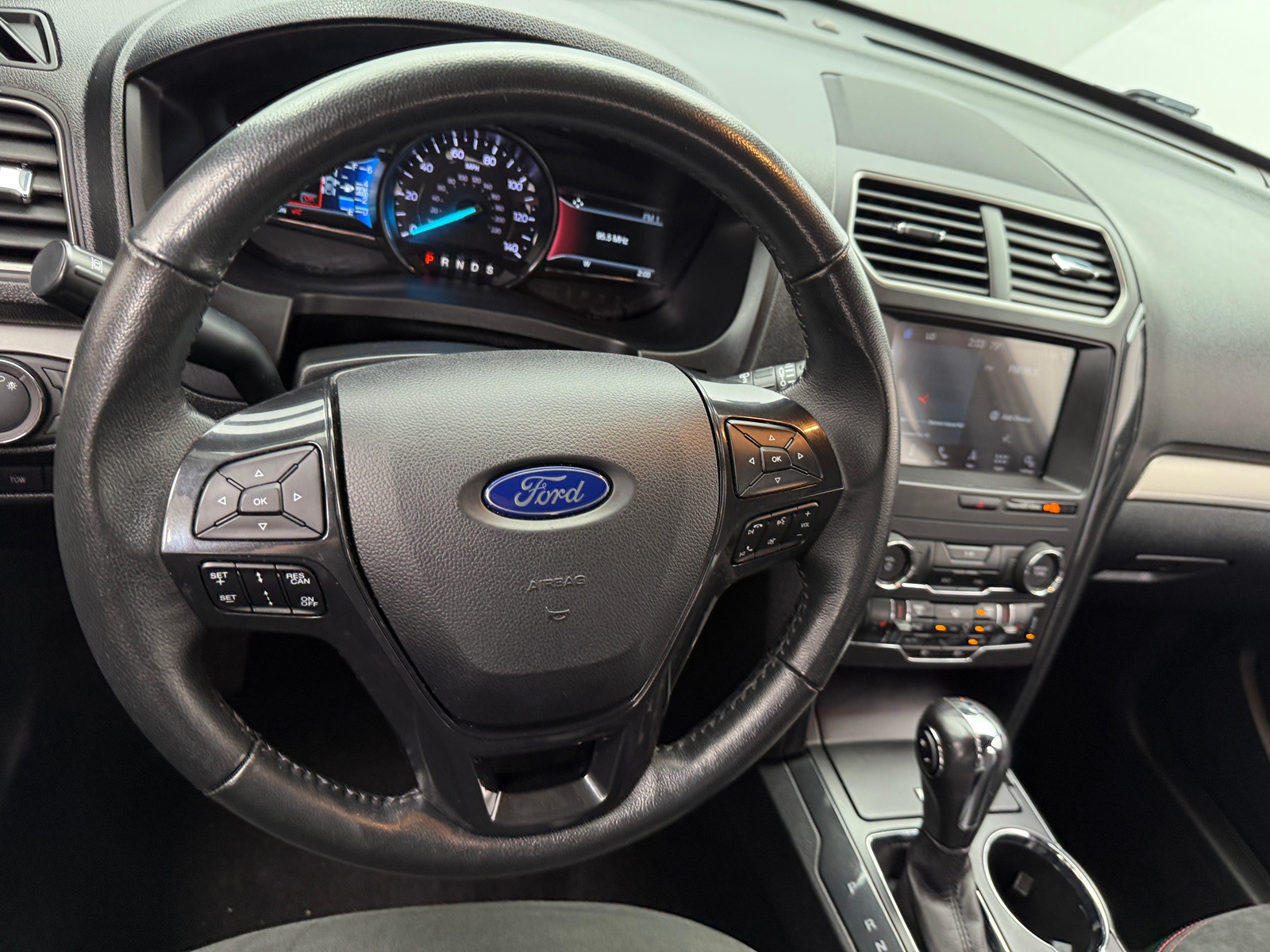 Thumbnail: 2019 Ford Explorer - 4