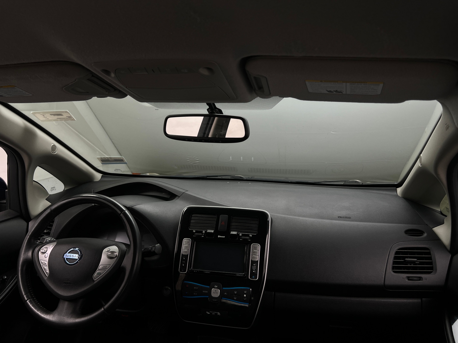 Thumbnail: 2017 Nissan Leaf - 3