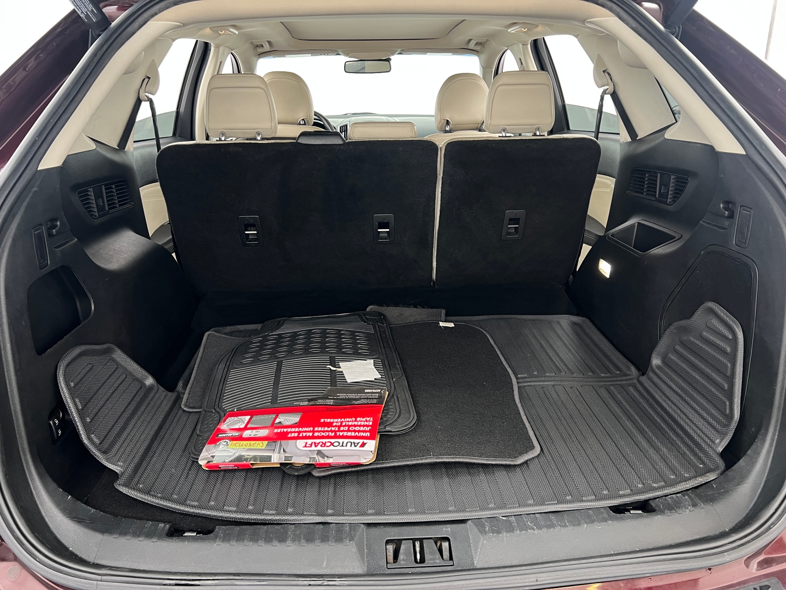 Thumbnail: 2018 Ford Edge - 6