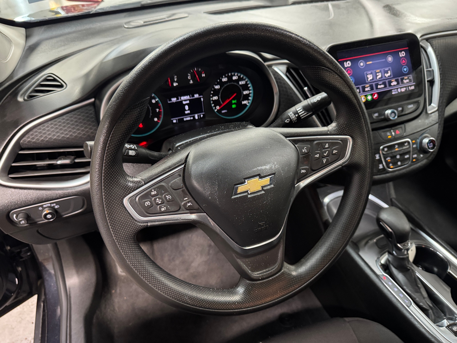 Thumbnail: 2023 Chevrolet Malibu - 5