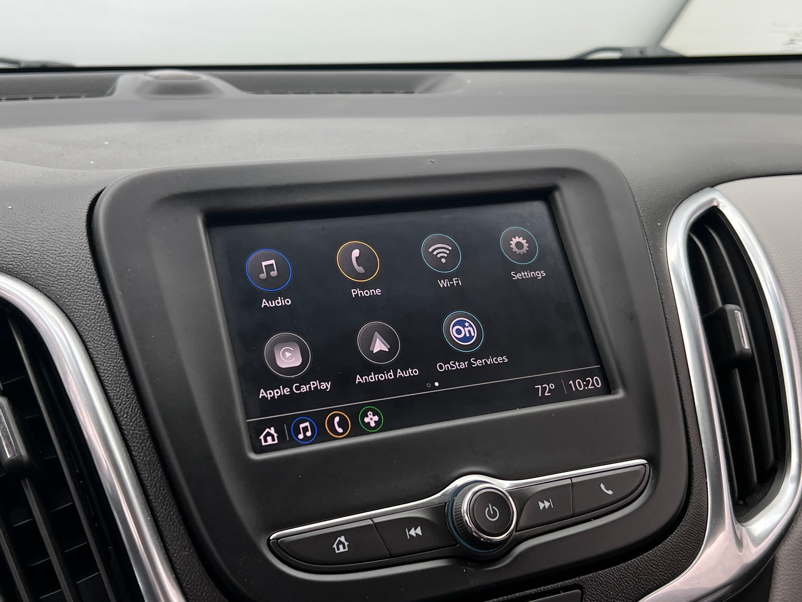 Thumbnail: 2022 Chevrolet Equinox - 4