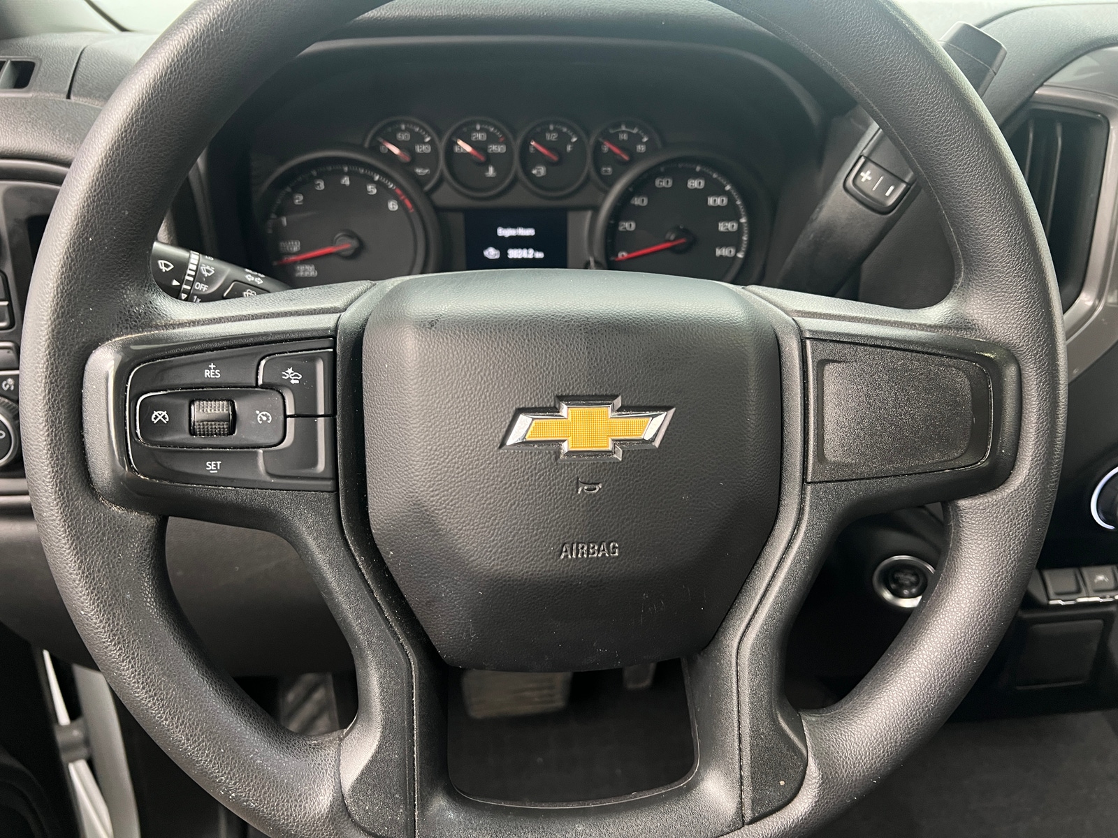 Thumbnail: 2022 Chevrolet Silverado 1500 - 5