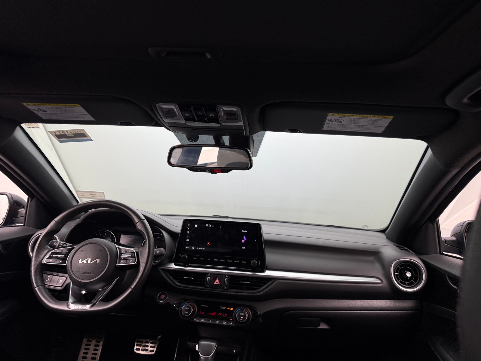 Thumbnail: 2024 Kia Forte - 3