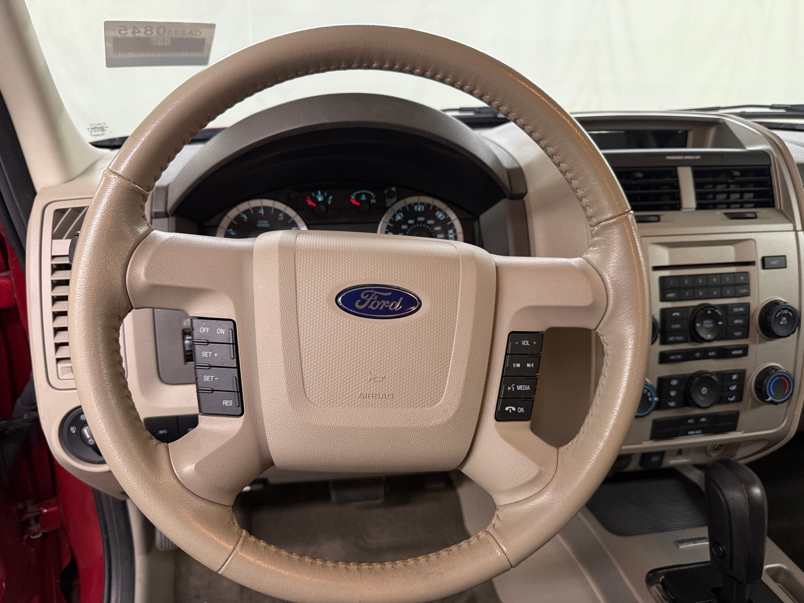 Thumbnail: 2011 Ford Escape - 5
