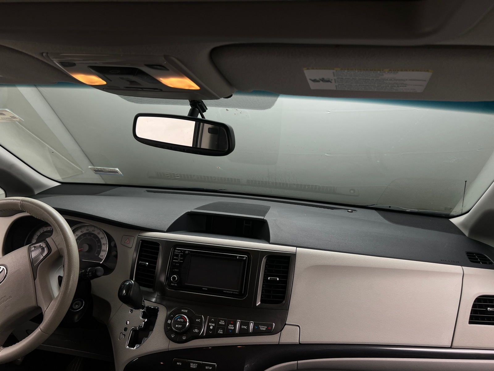 Thumbnail: 2014 Toyota Sienna - 3