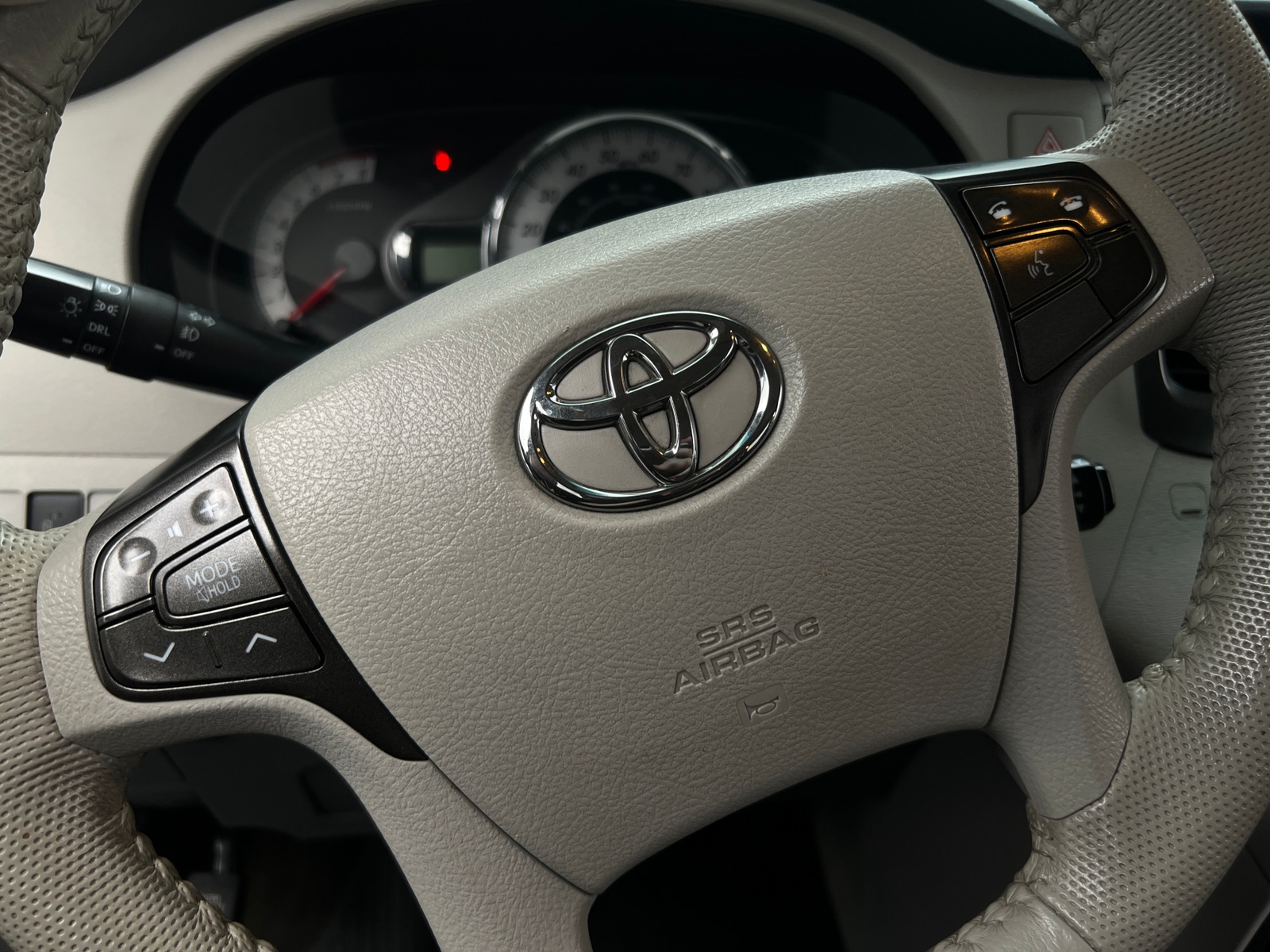 Thumbnail: 2014 Toyota Sienna - 5