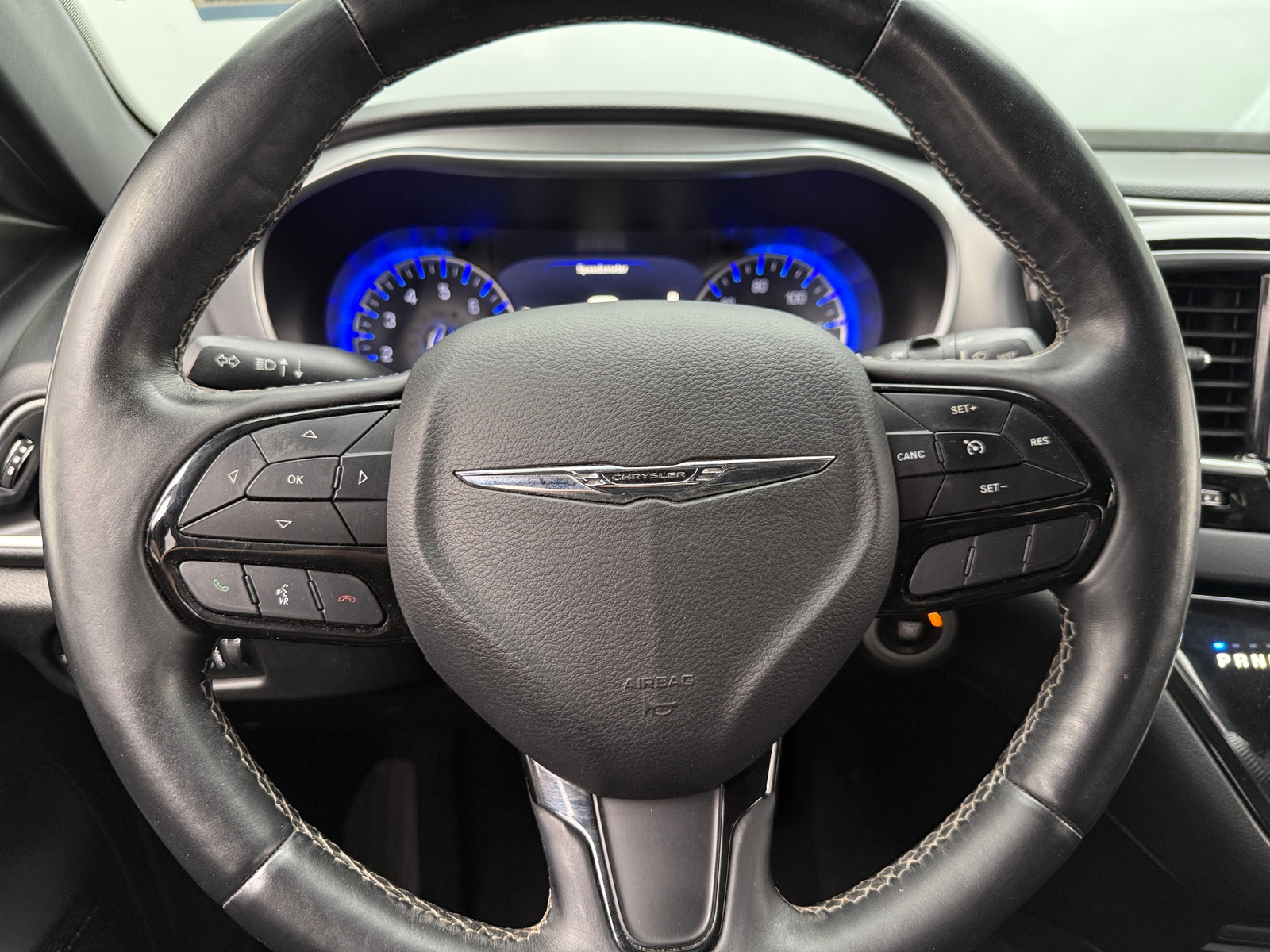Thumbnail: 2018 Chrysler Pacifica - 4