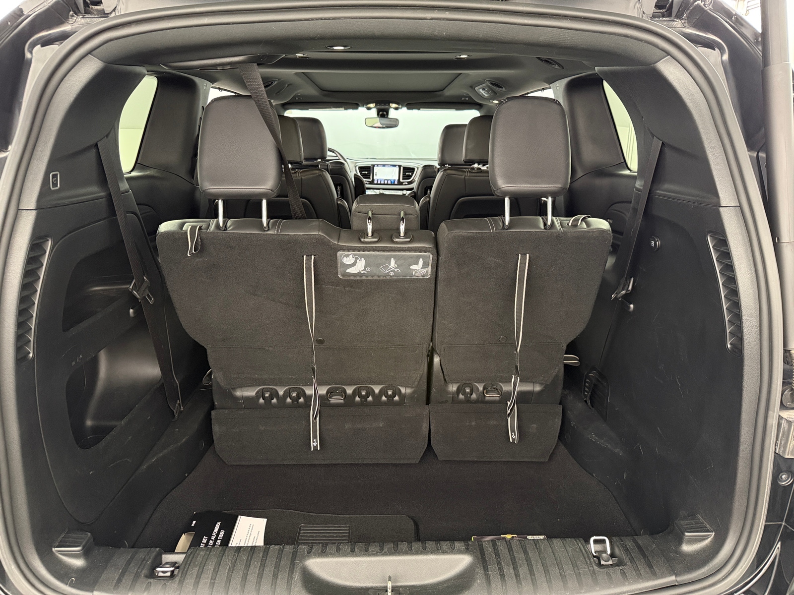 Thumbnail: 2018 Chrysler Pacifica - 6
