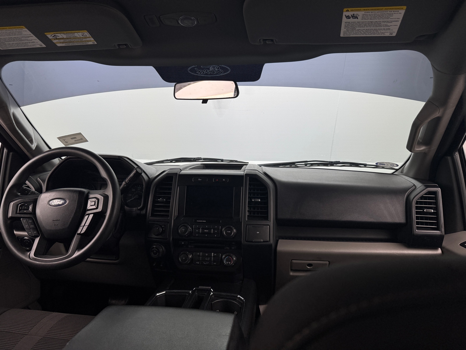 Thumbnail: 2017 Ford Econoline - 3