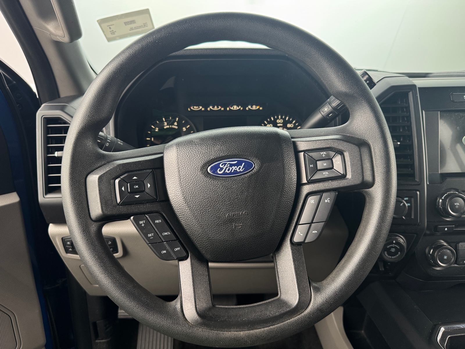 Thumbnail: 2017 Ford Econoline - 5