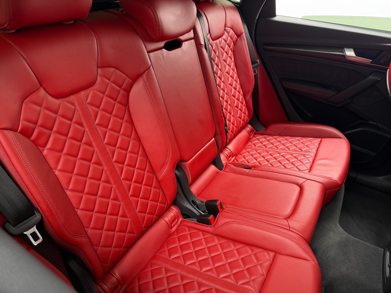 Thumbnail: 2020 Audi SQ5 - 5