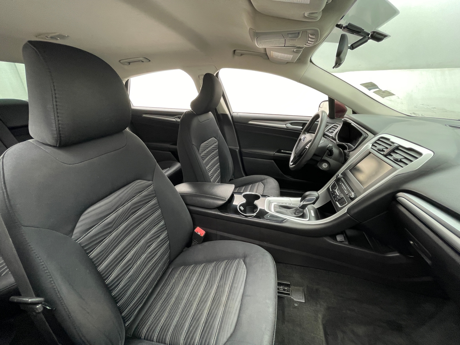 Thumbnail: 2016 Ford Fusion - 2