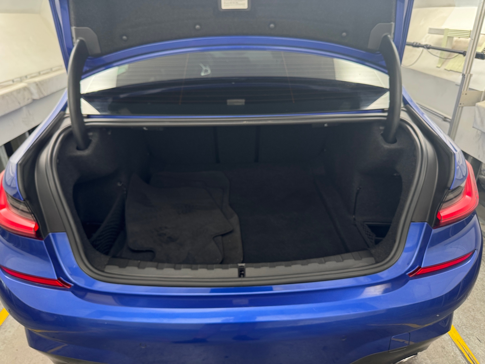 Thumbnail: 2020 BMW 3 Series - 7