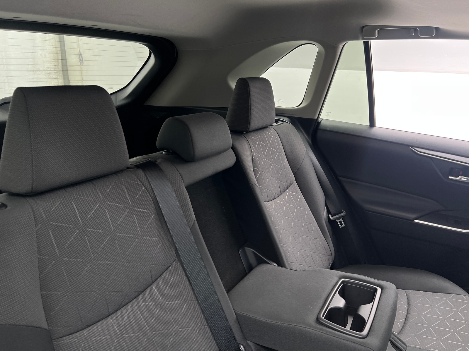 Thumbnail: 2019 Toyota RAV4 - 6