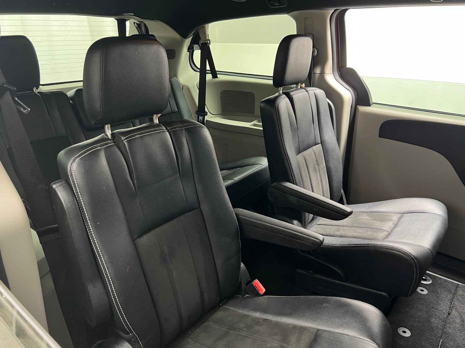 Thumbnail: 2019 Dodge Grand Caravan - 5