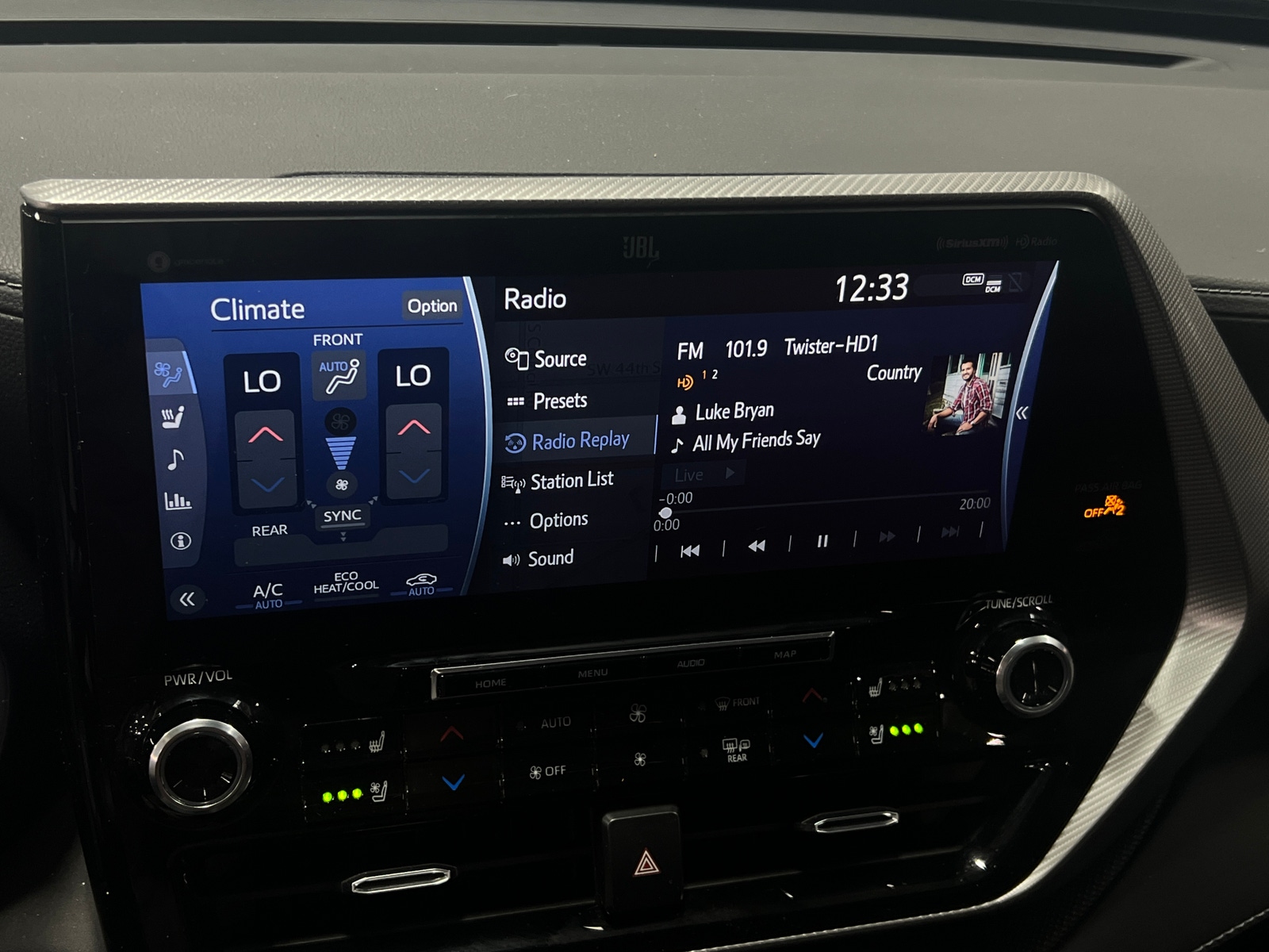 Thumbnail: 2020 Toyota Highlander - 3
