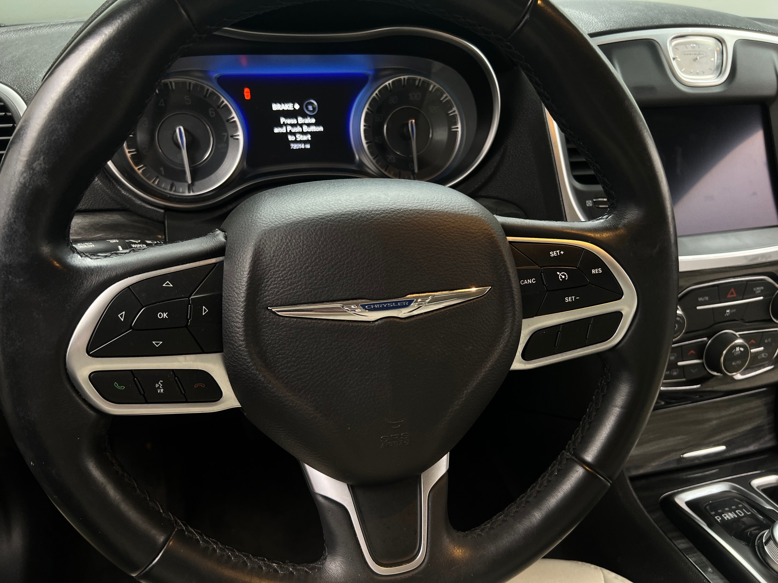Thumbnail: 2018 Chrysler 300 - 5