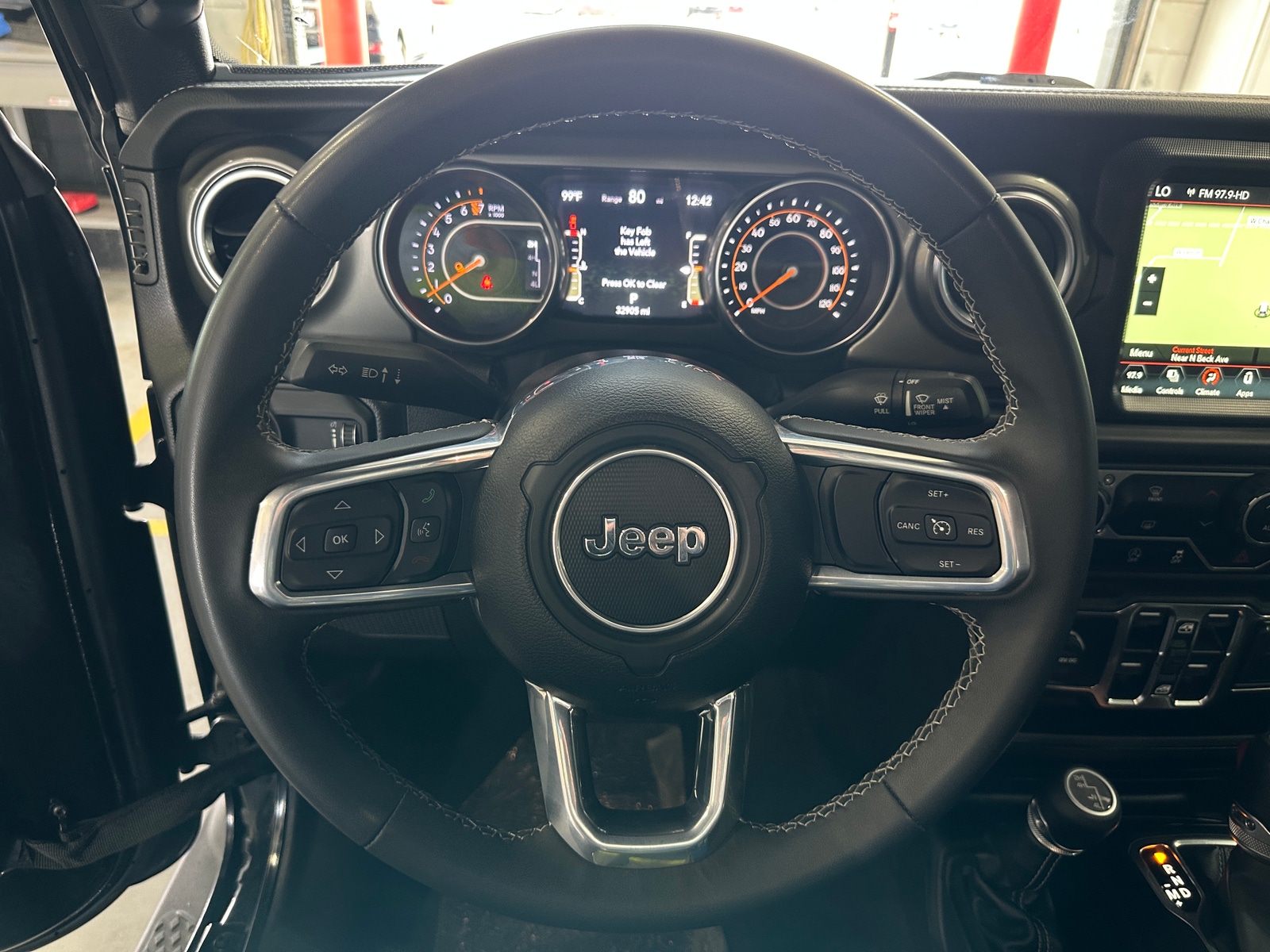 Thumbnail: 2023 Jeep Gladiator - 5