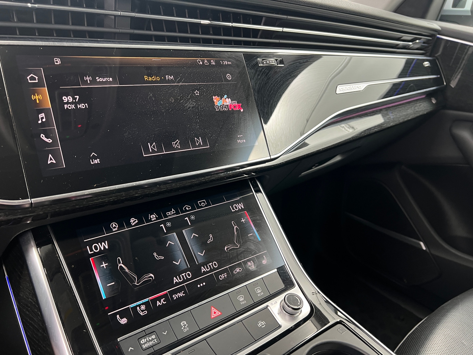 Thumbnail: 2019 Audi Q8 - 3